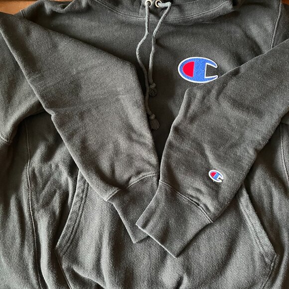 Heavyweight Champion black hoodie - M - Picture 6 of 8